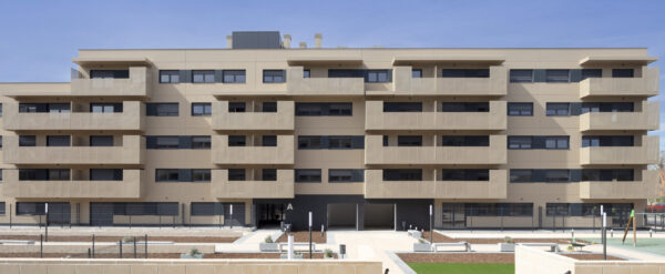 AVR2420_CYE_CULMIA_PVIVEALCORCON – 1